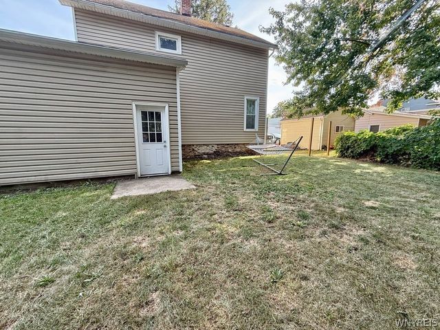 6073 2nd Street, Newfane, NY 14108