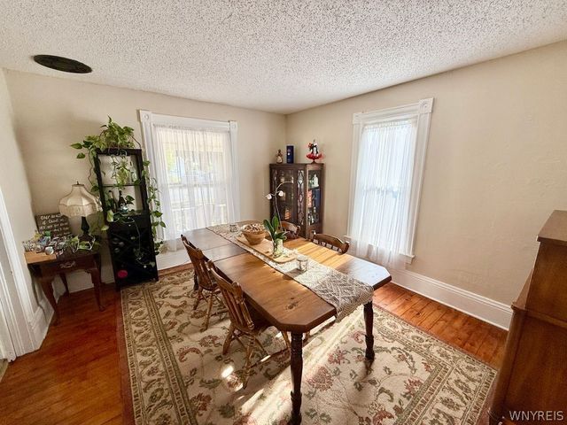 6073 2nd Street, Newfane, NY 14108