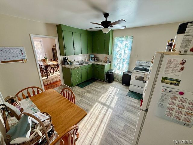 6073 2nd Street, Newfane, NY 14108