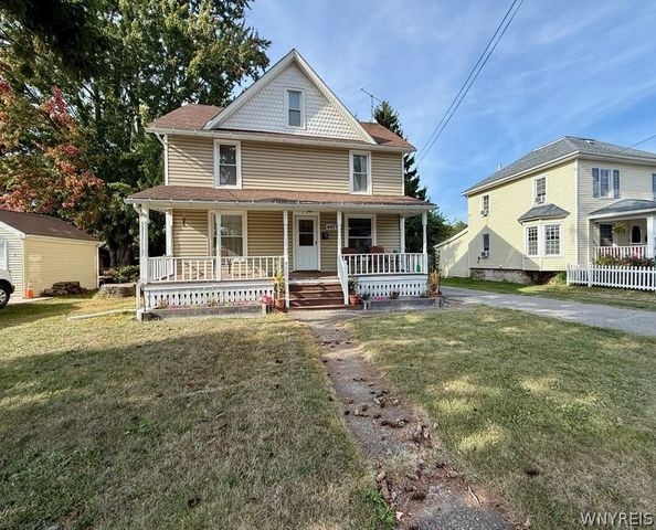 6073 2nd Street, Newfane, NY 14108