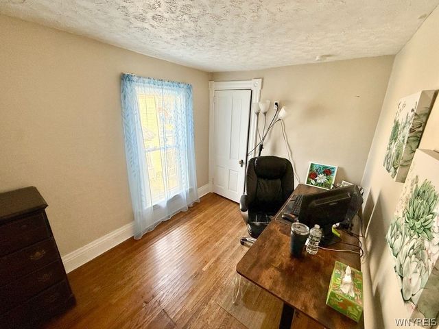 6073 2nd Street, Newfane, NY 14108