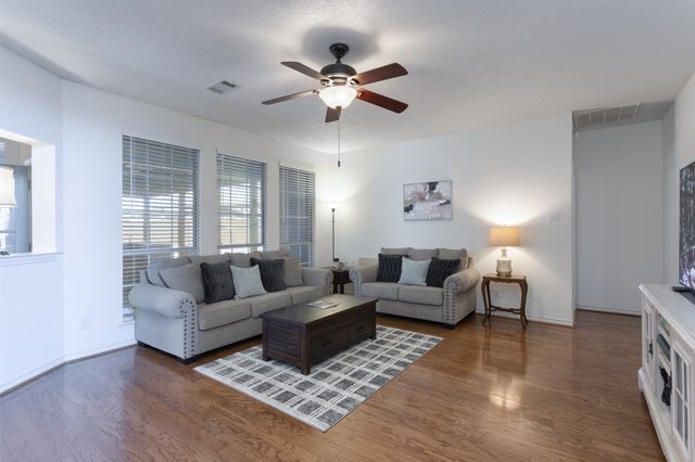 306 Foxwood Court, Wylie, TX 75098