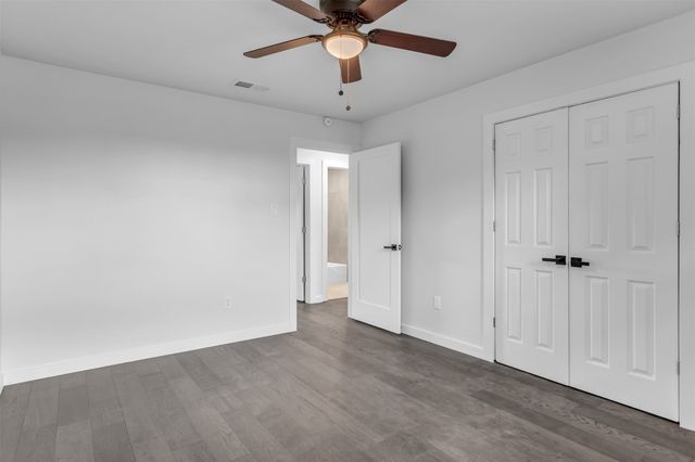 110 Twin Circle, Wortham, TX 76693
