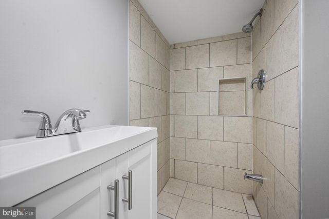 1931 MORRIS, Philadelphia, PA 19145