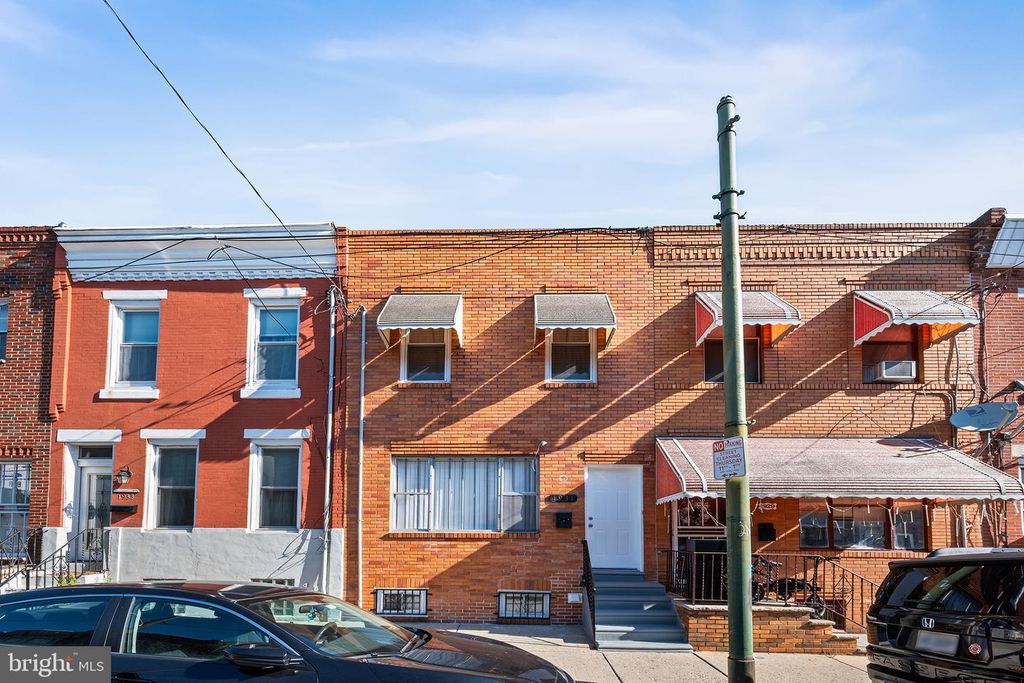 1931 MORRIS, Philadelphia, PA 19145
