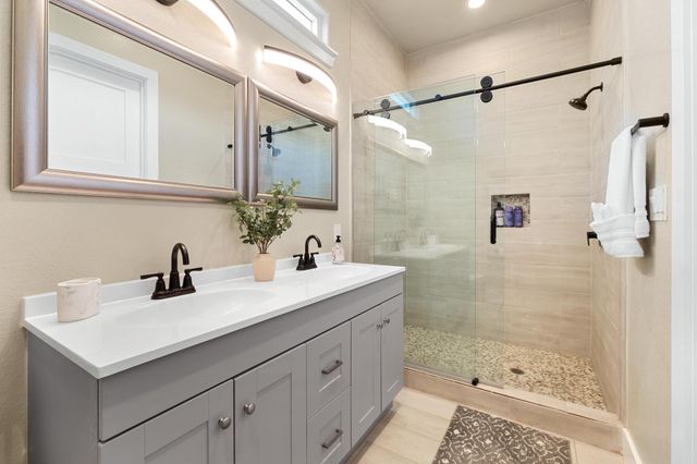 7215 Bennett Ave, Austin, TX 78752
