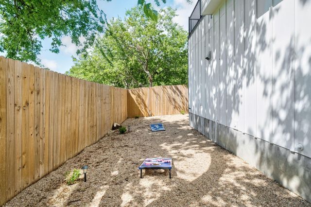 7215 Bennett Ave, Austin, TX 78752