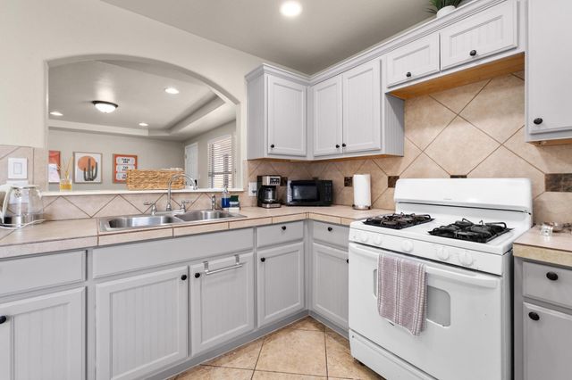 7215 Bennett Ave, Austin, TX 78752