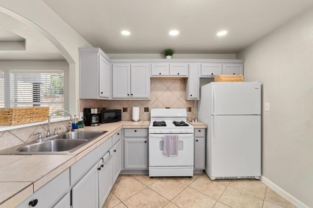 7215 Bennett Ave, Austin, TX 78752