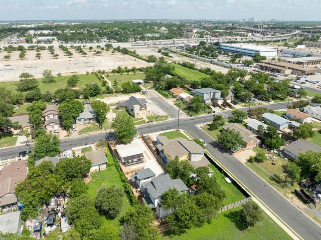 7215 Bennett Ave, Austin, TX 78752