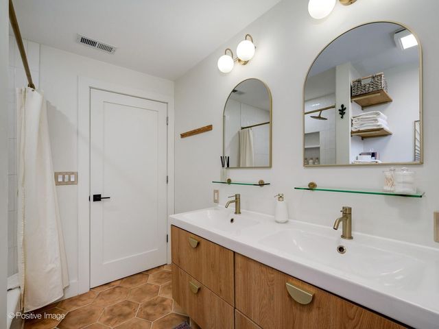 1449 N FAIRFIELD Street, Chicago, IL 60622
