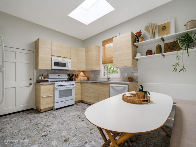 1449 N FAIRFIELD Street, Chicago, IL 60622