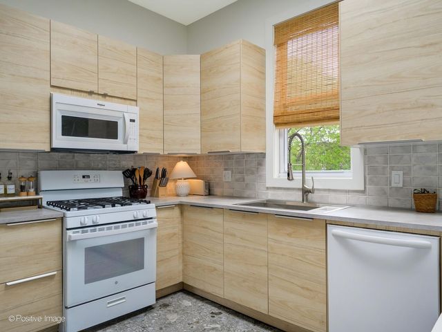 1449 N FAIRFIELD Street, Chicago, IL 60622