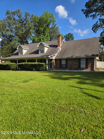 205 Casa Grande Drive, Clinton, MS 39056