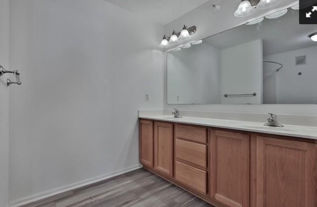 13903 Erwin Court, Eden Prairie, MN 55344