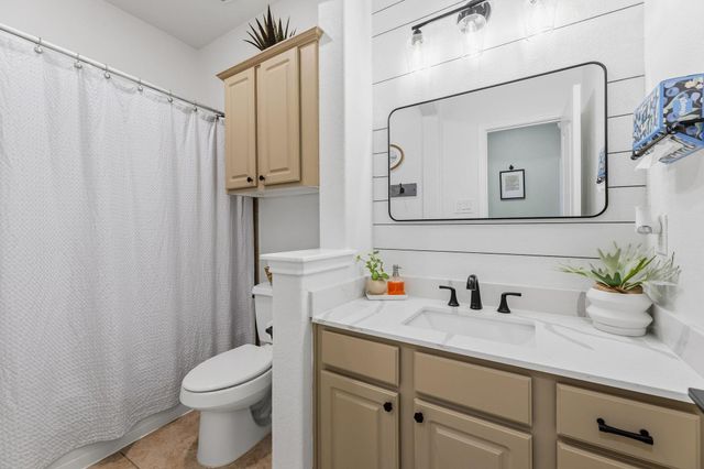 12911 Waterbury Edge Lane, Humble, TX 77346