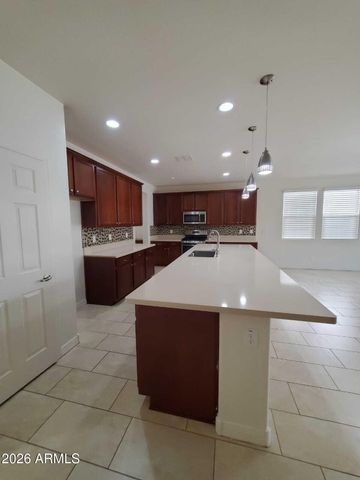 9987 W FOOTHILL Drive, Peoria, AZ 85383
