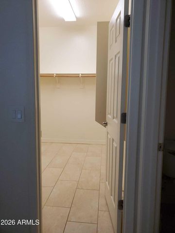 9987 W FOOTHILL Drive, Peoria, AZ 85383