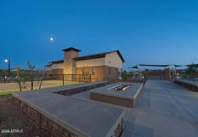 9987 W FOOTHILL Drive, Peoria, AZ 85383