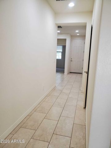 9987 W FOOTHILL Drive, Peoria, AZ 85383