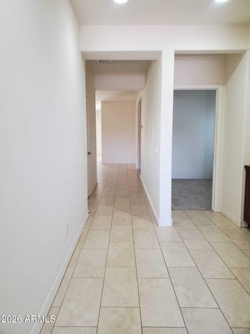 9987 W FOOTHILL Drive, Peoria, AZ 85383