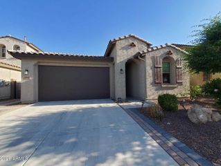 9987 W FOOTHILL Drive, Peoria, AZ 85383