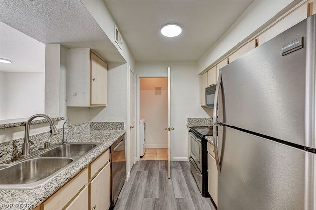 8101 West Flamingo Road 2179, Las Vegas, NV 89147