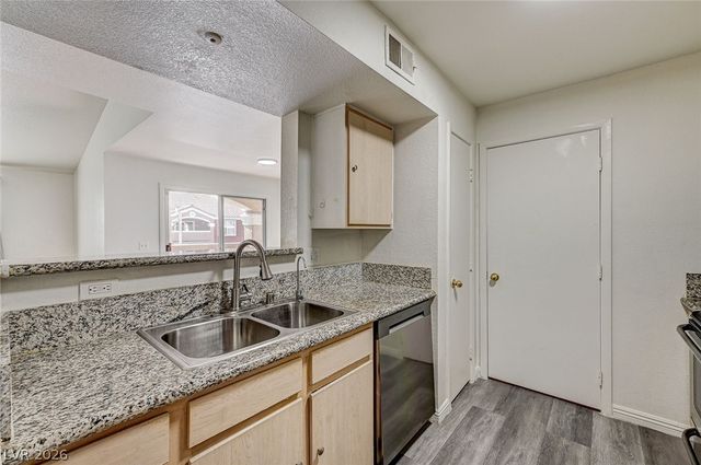 8101 West Flamingo Road 2179, Las Vegas, NV 89147
