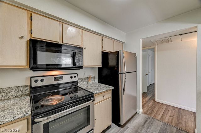 8101 West Flamingo Road 2179, Las Vegas, NV 89147