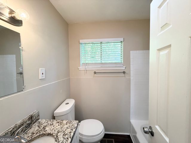 2377 Arno Court NW, Atlanta, GA 30318