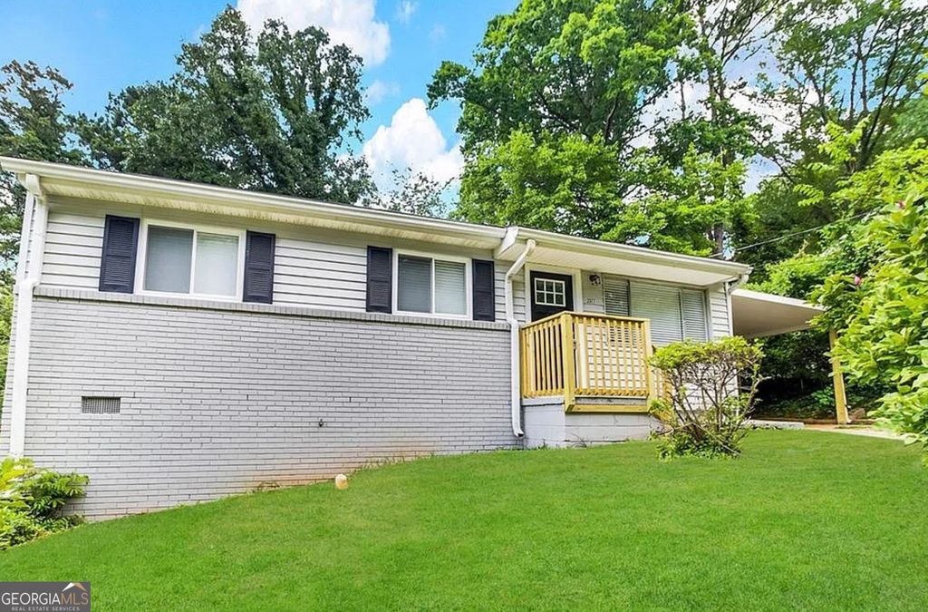 2377 Arno Court NW, Atlanta, GA 30318