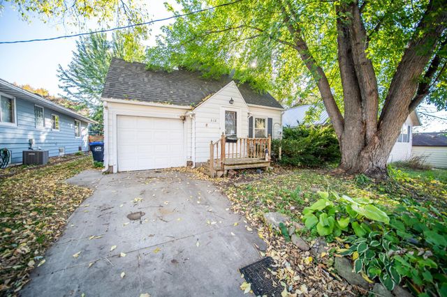 812 9th Avenue NW, Rochester, MN 55901