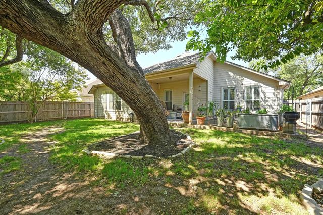 9309 Manipari LN, Austin, TX 78749