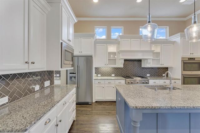 7336 Champagne Drive, Frisco, TX 75034