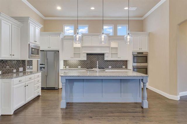 7336 Champagne Drive, Frisco, TX 75034