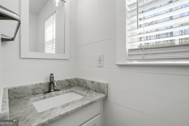 313 Summit Ridge Drive, Lawrenceville, GA 30046