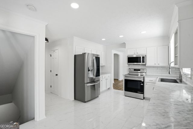 313 Summit Ridge Drive, Lawrenceville, GA 30046