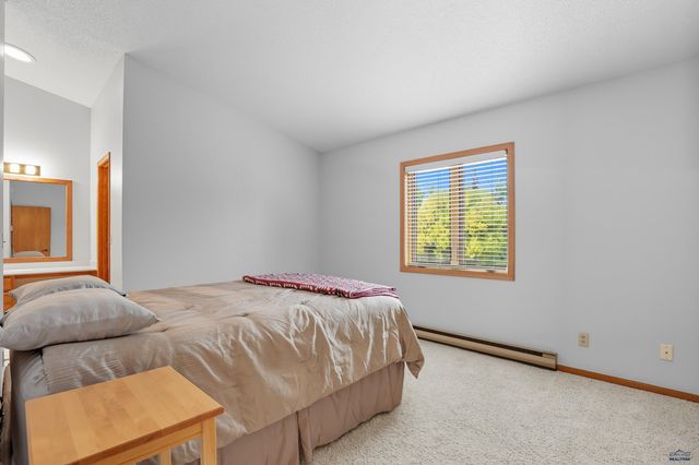 4906 GALENA DR, Rapid City, SD 57702