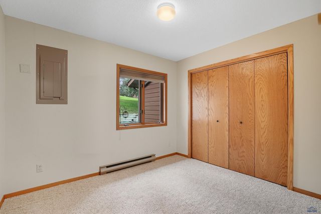 4906 GALENA DR, Rapid City, SD 57702