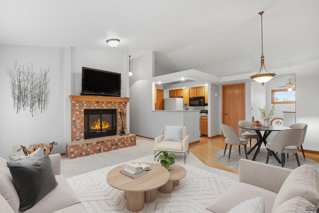 4906 GALENA DR, Rapid City, SD 57702