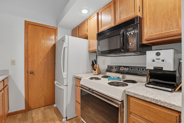 4906 GALENA DR, Rapid City, SD 57702