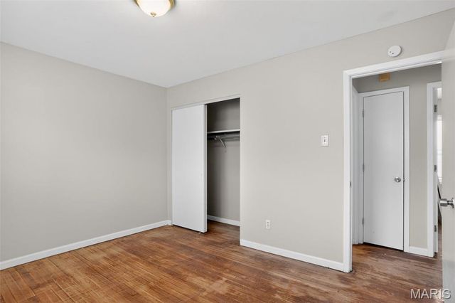 10633 Crowley Drive, St Louis, MO 63136