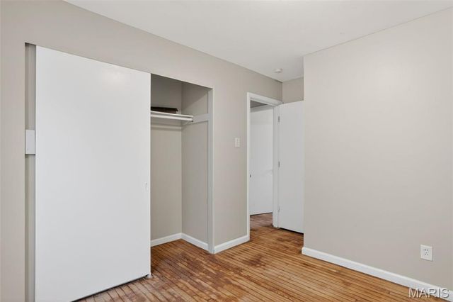 10633 Crowley Drive, St Louis, MO 63136