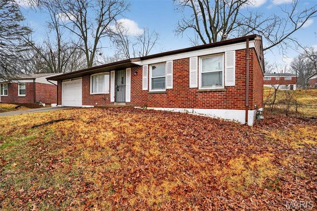 10633 Crowley Drive, St Louis, MO 63136