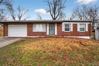 10633 Crowley Drive, St Louis, MO 63136