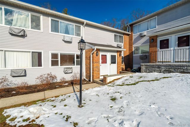 2740 South Road G11, Poughkeepsie, NY 12601