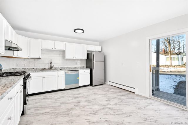 2740 South Road G11, Poughkeepsie, NY 12601