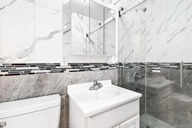 2740 South Road G11, Poughkeepsie, NY 12601