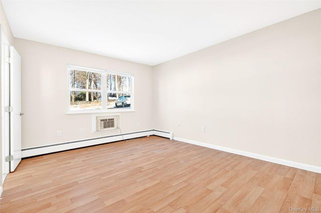 2740 South Road G11, Poughkeepsie, NY 12601