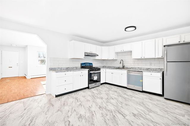 2740 South Road G11, Poughkeepsie, NY 12601